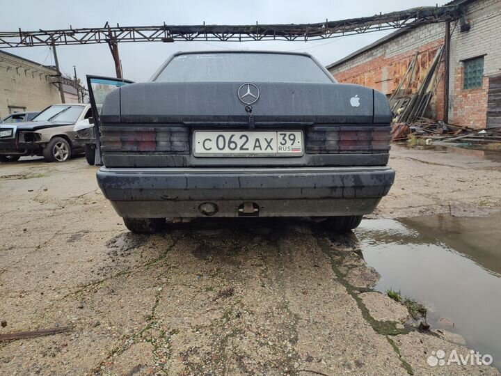 Мерседес 190 w201 m103 2,6 по запчастям