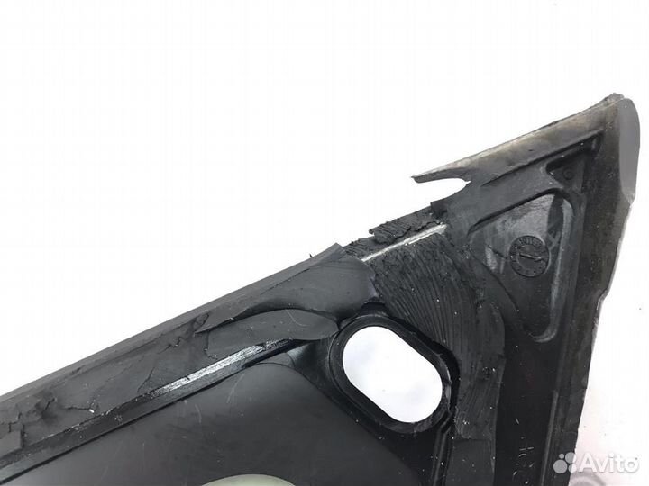 Стекло боковое глухое правое Toyota prius ZVW30 2