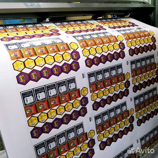 Печать этикеток, наклеек, стикеров