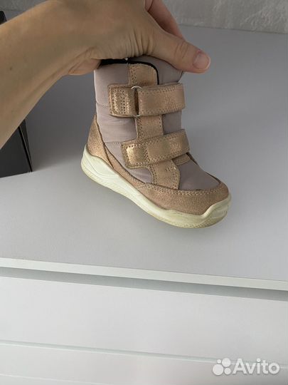 Ботинки для девочки демисезон 22 размер Ecco