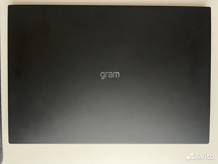 LG Gram 16Z90Q-R.APB9U1 RTX 2050 32Gb RAM 2Tb SSD