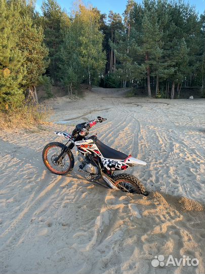 Питбайк Regulmoto Seven Medalist 150e 19/16