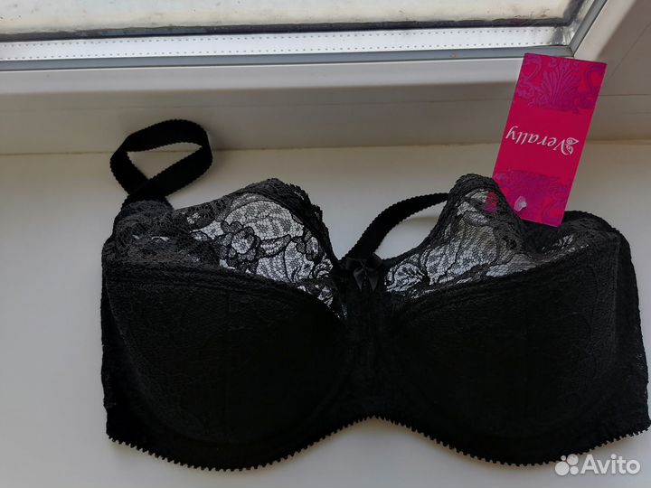 Бюстгальтеры