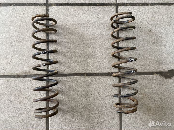 Пружина передняя задняя Mitsubishi Lancer VII