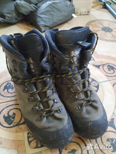 Ботинки трекинговые мужские 43 размер
