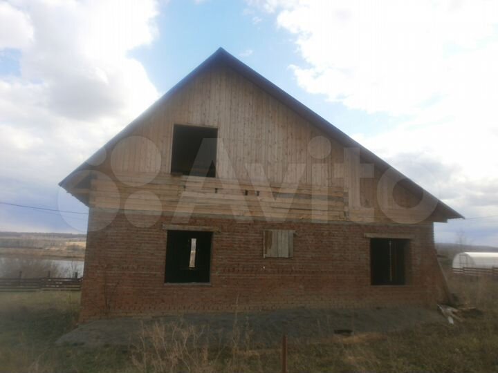 Дом 160 м² на участке 10 сот.