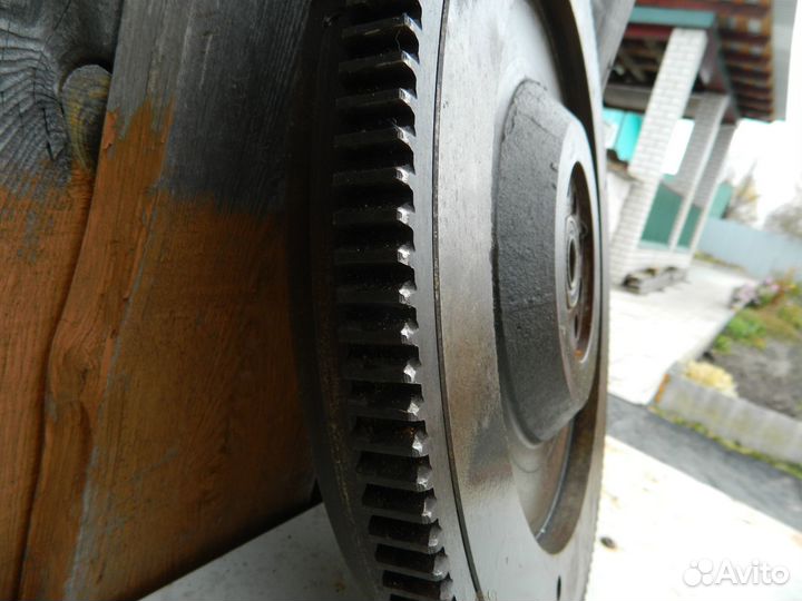 Маховик д 245