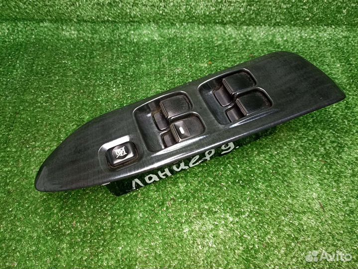 Блок стеклоподъёмников Mitsubishi lancer 9