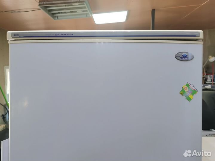 Холодильник atlant двухкамерный б/у 170см