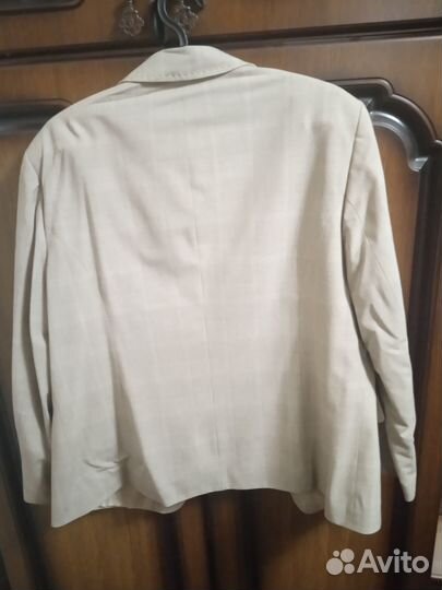 Пиджак и куртки женские