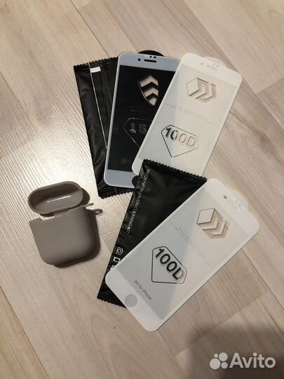 Защитное стекло на iPhone 8