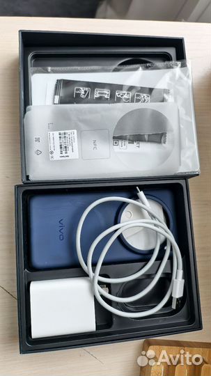 Vivo X200 Pro, 12/256 ГБ