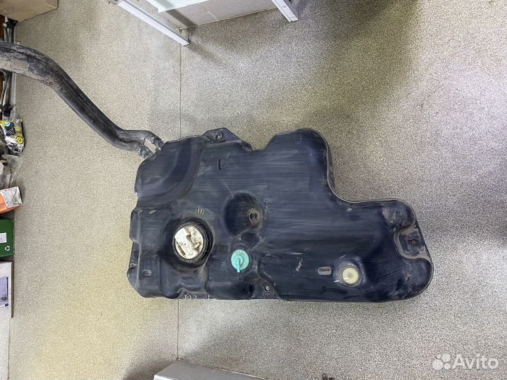 Бак топливный Renault Logan 1