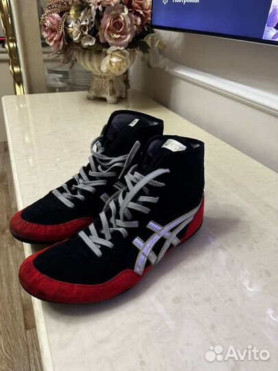 Борцовки asics tiger