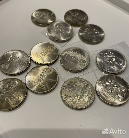 Монеты 25 руб. Сочи