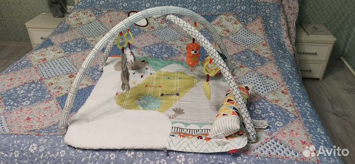 Детский развивающий коврик Fisher-Price гимнастика