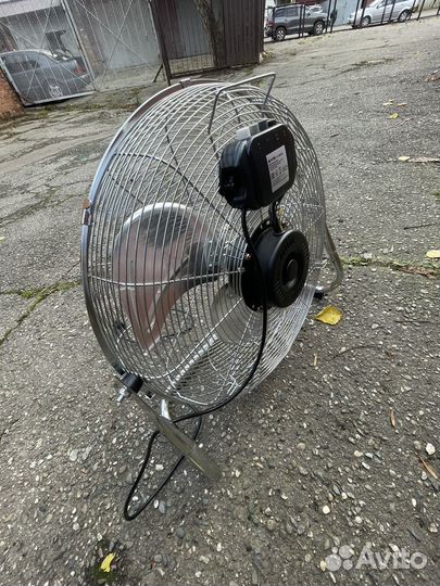 Вентилятор напольный vitek