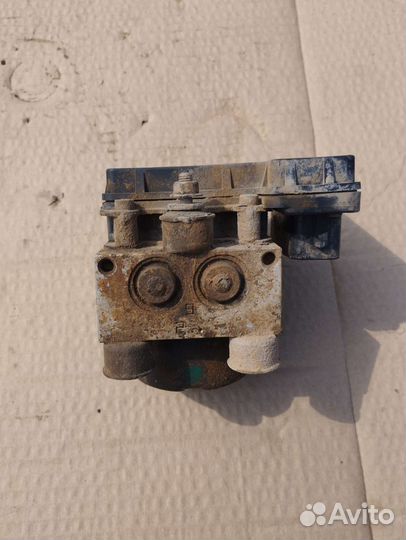 Блок абс Mitsubishi Lancer 9 1.6 МКПП