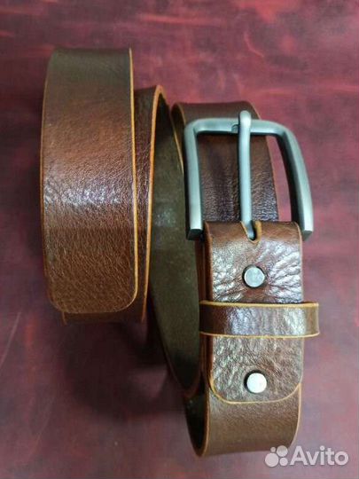 Мужской кожаный ремень ручной работы