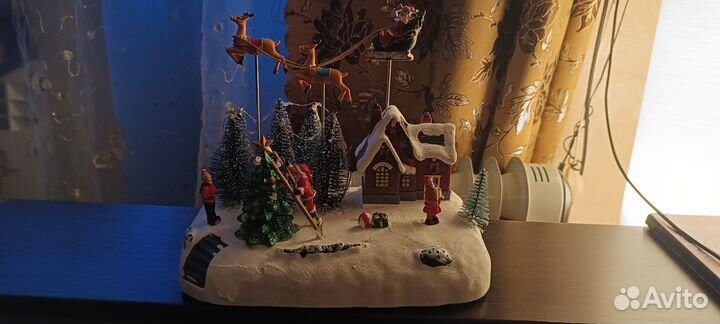 Новогодняя музыкальная композиция с подсветкой