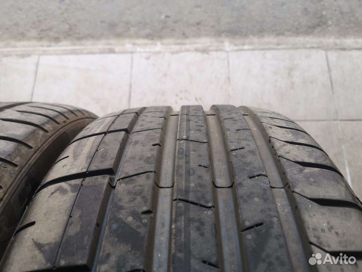 Pirelli P Zero 235/35 R20 и 265/35 R20 88Y