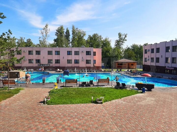 Гостиница, 9293 м²