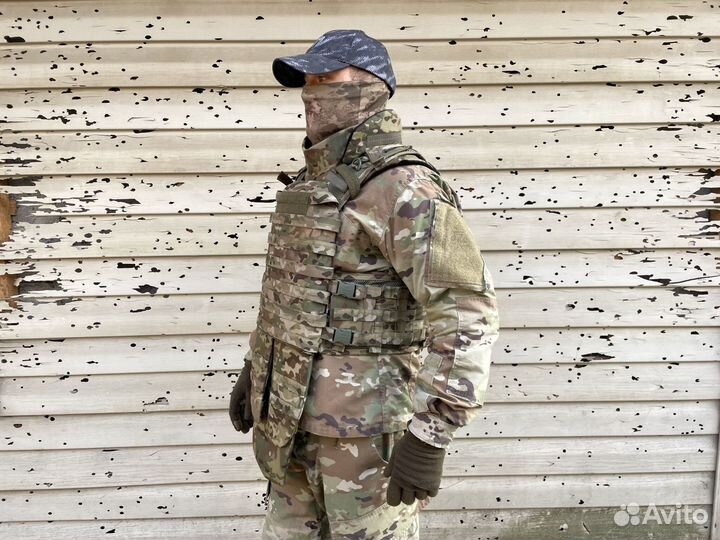 Тактический жилет с защитой от пуль