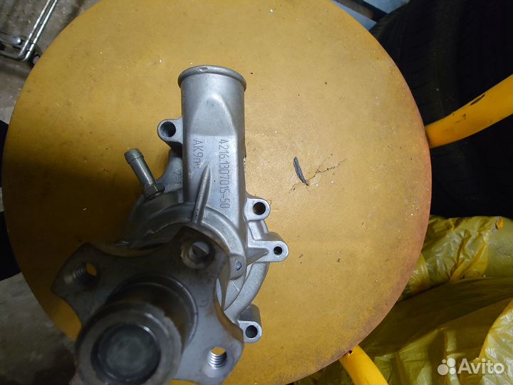 Водяная помпа газель