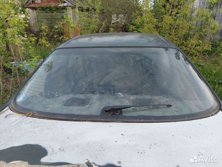 Заднее стекло toyota cresta 90