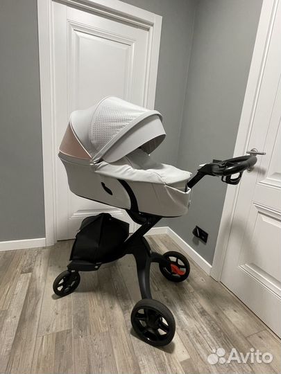 Коляска Stokke Xplory V6 2 в 1