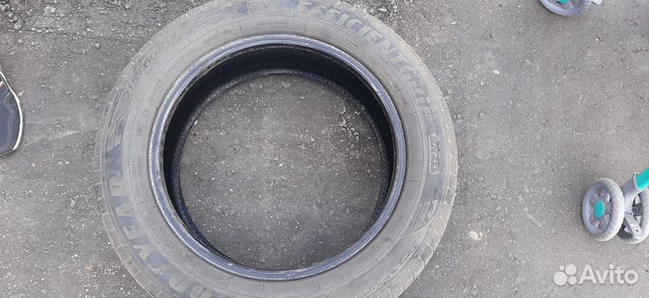 Goodyear EfficientGrip SUV 215/60 R17