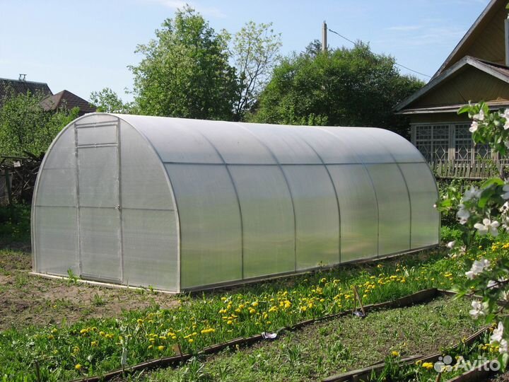 Теплица усиленная из поликарбоната