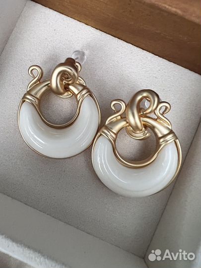 Серьги-кольца в римском стиле