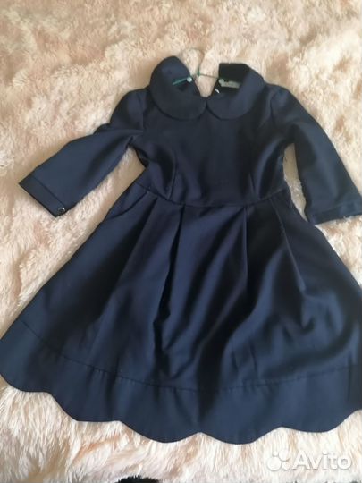 Продаю школьные вещи