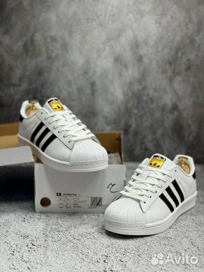 Adidas superstar