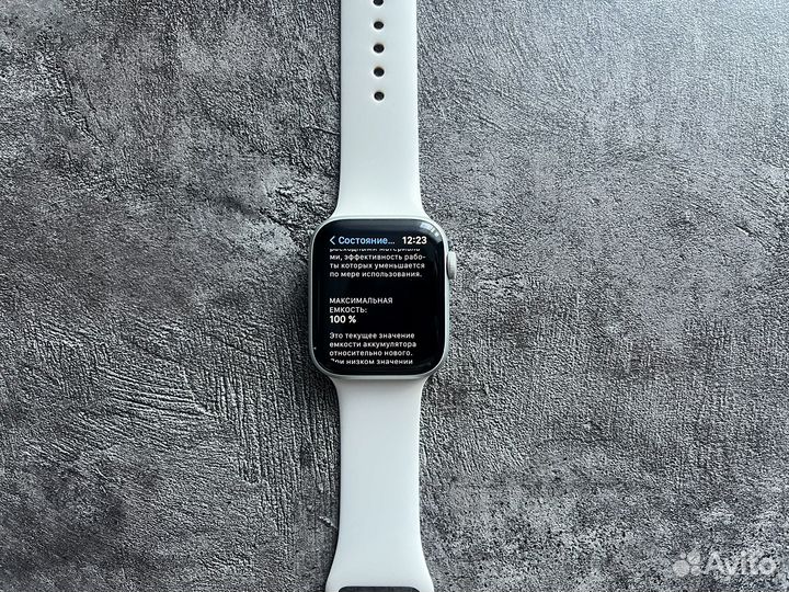 Часы apple watch se 44 mm