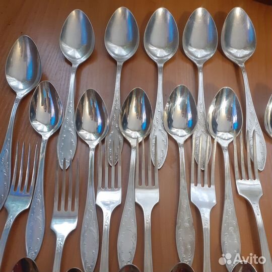 Мельхиор Пламя,ложки столовые,десертные,вилки