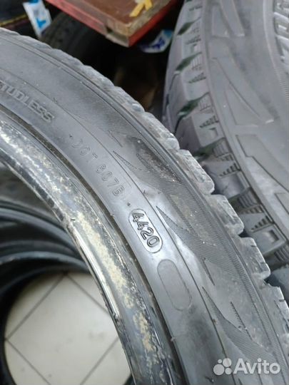 Nokian Tyres Hakkapeliitta R3 2.25/40 R19 26J