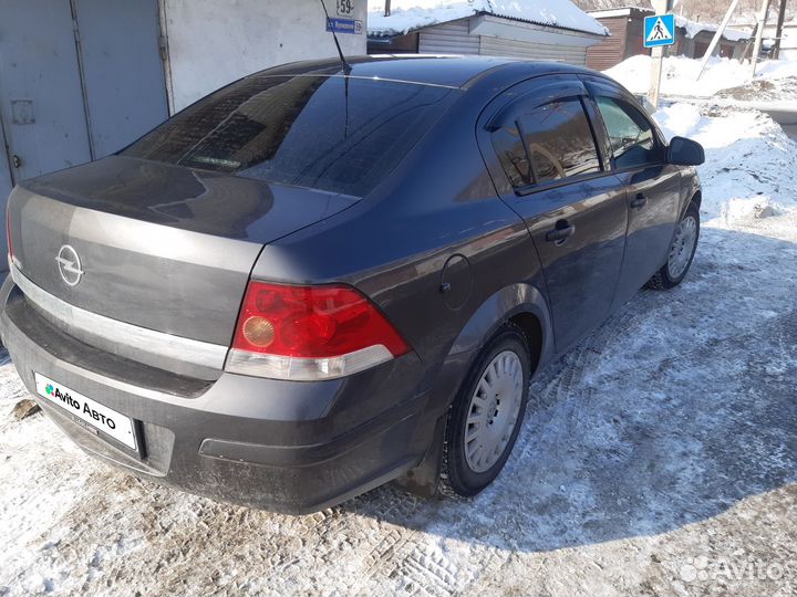Opel Astra 1.6 МТ, 2011, 15 000 км