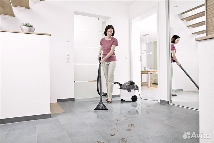 Моющий пылесос Karcher SE 6.100