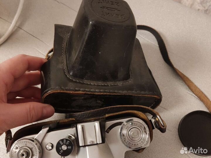 Пленочный фотоаппарат Zenit e, с объектом Гелиос