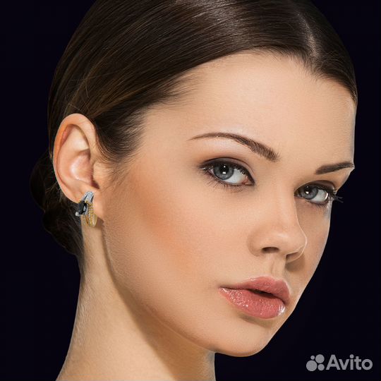 Золотые Серьги 750 пробы с бриллиантами. Рассрочка