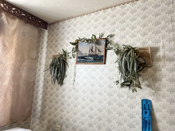 Комната 12,8 м² в 1-к., 2/5 эт.