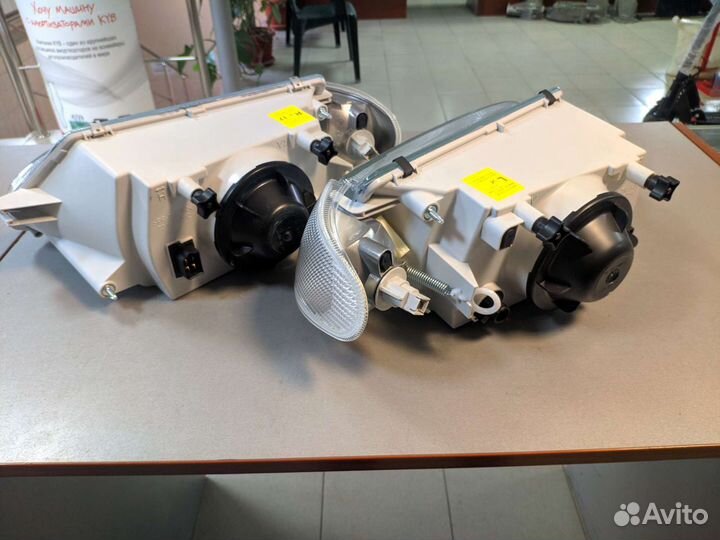 Фара на ваз 2114 2115 Bosch оригинал LADA Samara