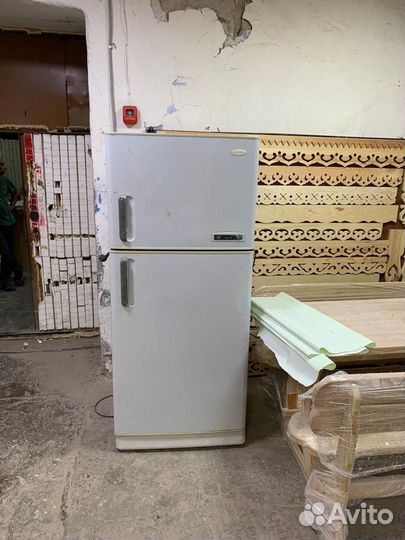 Холодильник