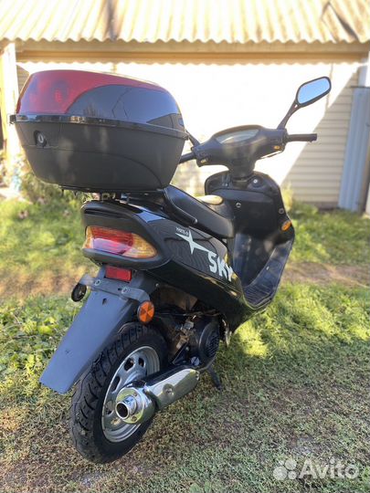 Скутер SKY ABM 50 кубов