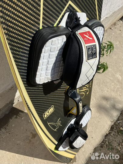 Кайтборд F-One с падсами Best