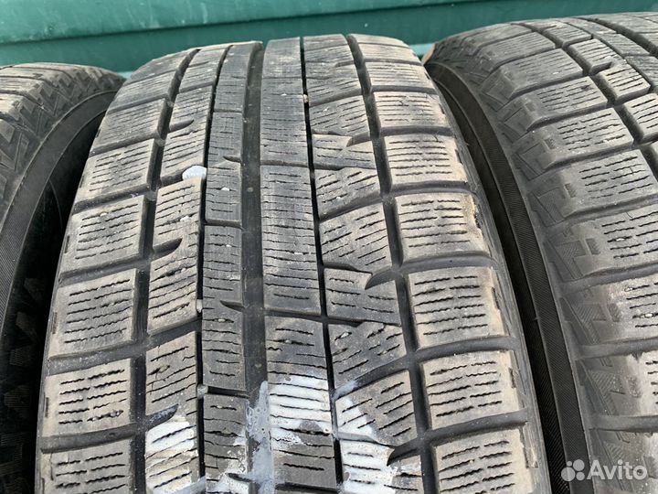Yokohama Ice Guard IG50 215/55 R17