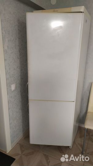 Холодильник Electrolux ER 8369 B