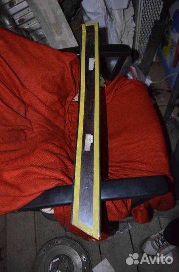 Mitsubishi Pajero Pinin Молдинг задней двери